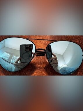 Diff Eyewear Sunglasses with Blue Mirrored Lenses